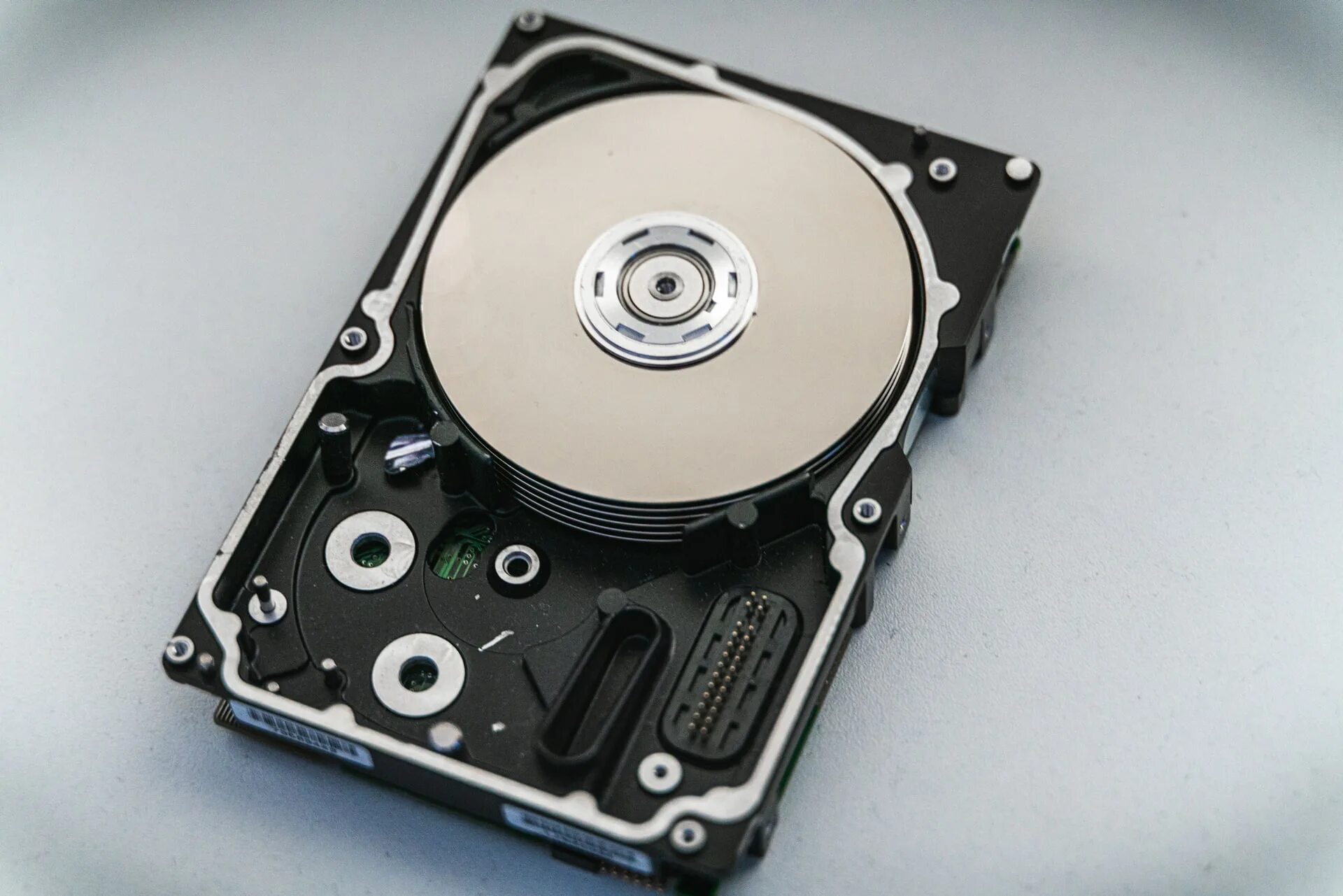 Жесткий диск hdd отзывы. Жесткий диск. устройства хранения жесткий диск. хард диск. жесткий диск арт.