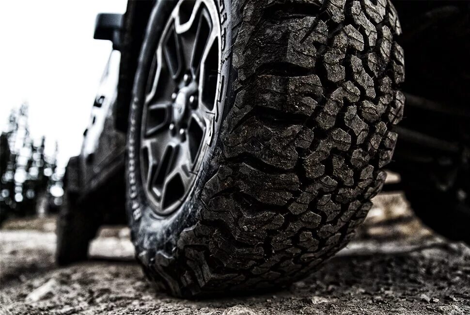 Всесезонная резина летом. BFGOODRICH at ko2. BFGOODRICH all Terrain t/a ko2. BFGOODRICH all-Terrain t/a ko2 215/65 r16. Резина гудрич АТ all Terrain.