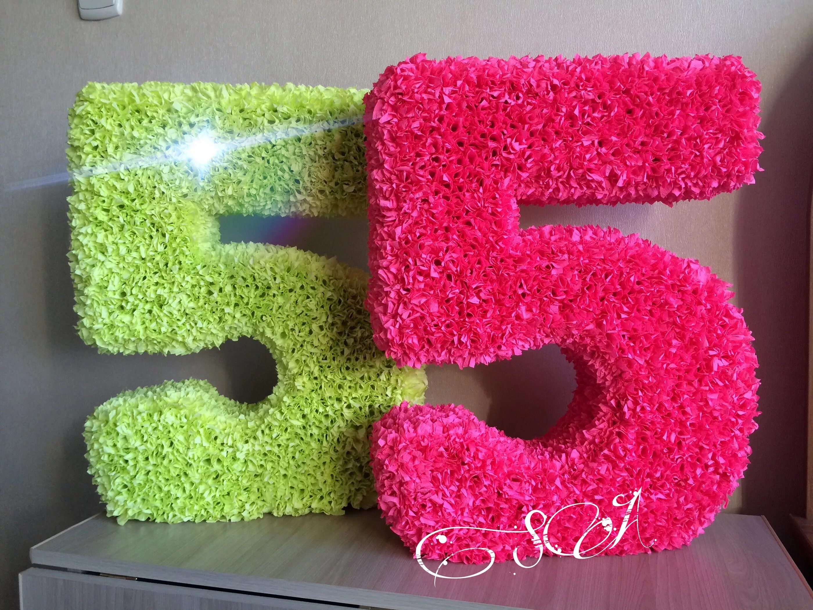 Цифры из картона своими руками. Как сделать 5 ти. Объемные цифры. Объемная цифра из салфеток. Объёмная цифра необычная.