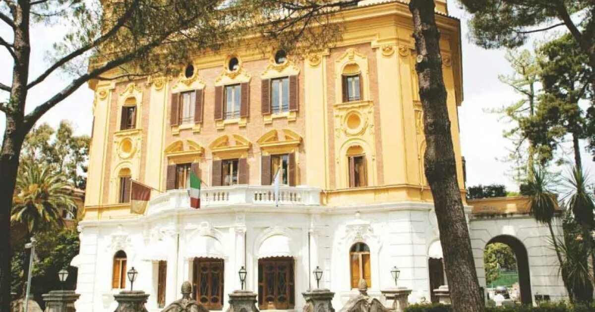 Университет луиса в риме. Luiss university. Luiss university. Рим, италия. Luiss university.