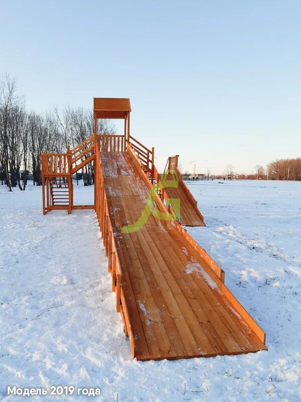 Горки для катания детей. Горка igragrad зимняя деревянная горка 12 м snow fox с двумя горками. длинная деревянная горка. горка деревянная для зимнего катания. горка зимняя два ската.