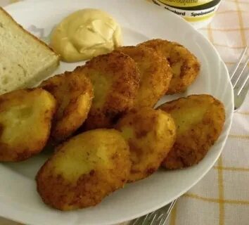 Котлеты картошки с яйцом на сковороде