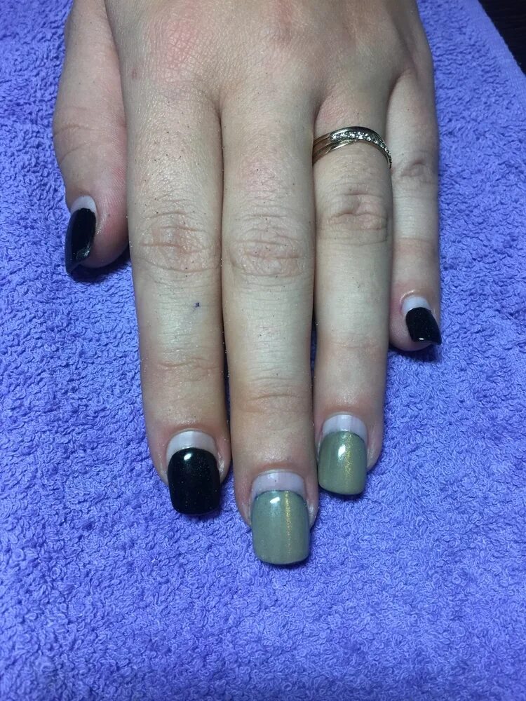 Отросший маникюр гель лаком. Отросший маникюр. Лак через. Маникюр через 3 недели. Лак через.