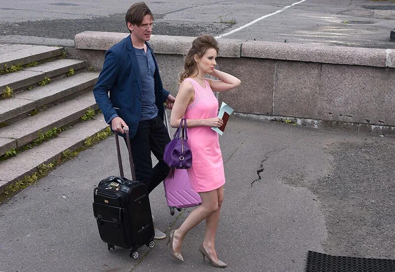 Опасный круиз мелодрама русская. Круиз актера. Том круз фото. Круиз актера. Улыбка тома круза.