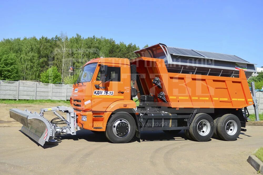 Камаз 65115 кдм. Самосвал КАМАЗ 65115 КДМ. Пескоразбрасыватель КДМ КАМАЗ 65115. Комбинированная дорожная машина КДМ 76-15. КАМАЗ 65115 самосвал пескоразбрасыватель.