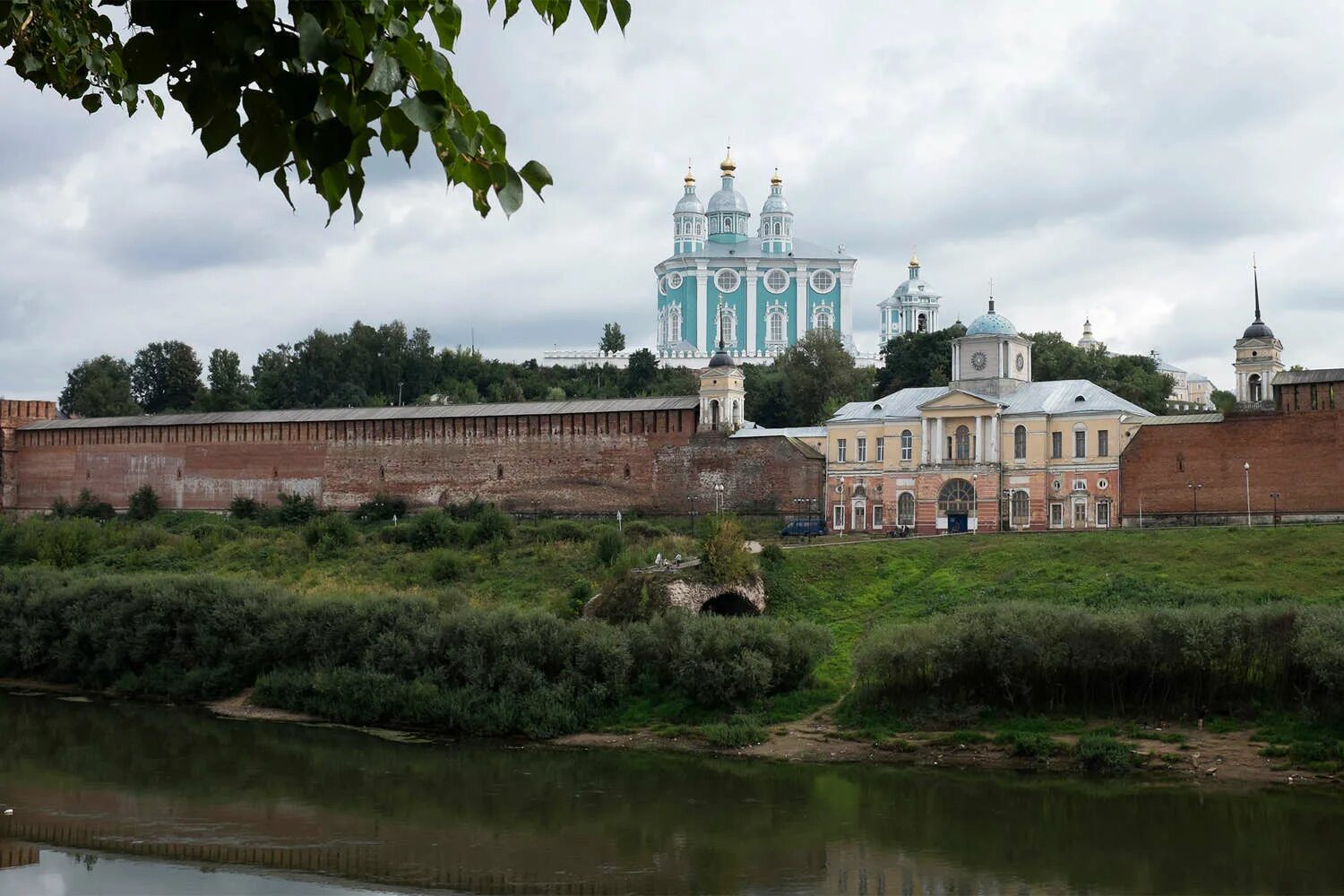 Смоленск возвращен. Матас Малдейкис Смоленск. Смоленск достопримечательности. Смоленск Литва. Соборная гора 1634 год Смоленск.