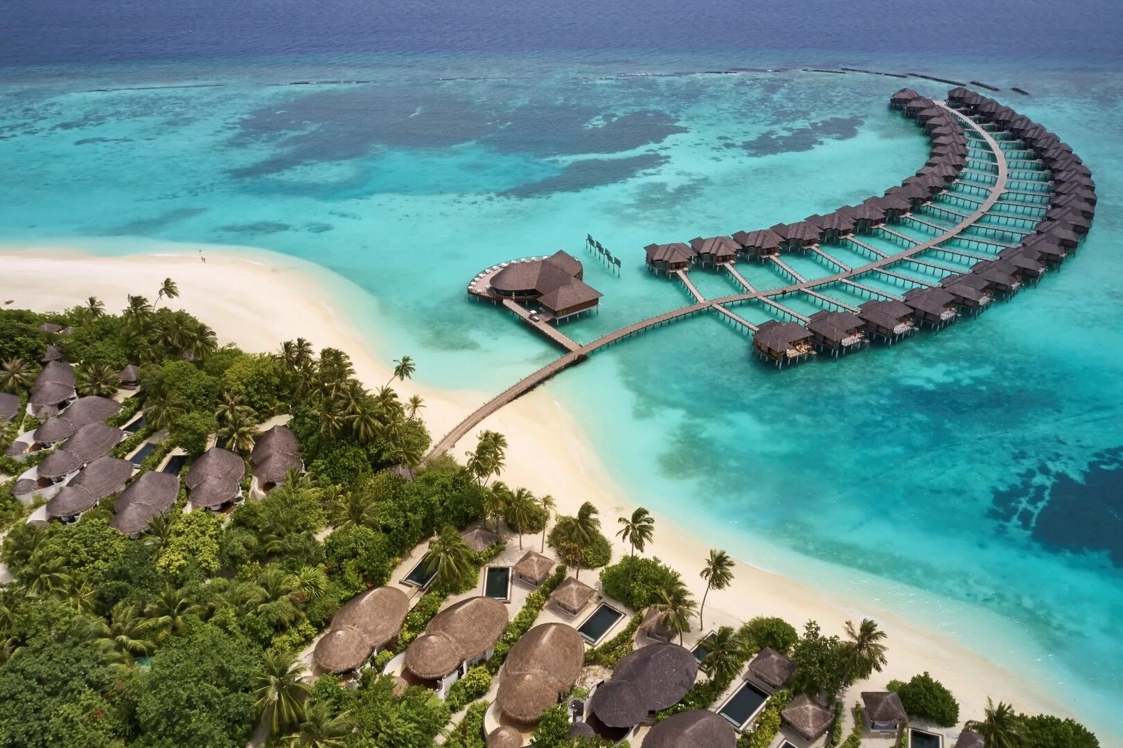 Iru Fushi Maldives. Sun Siyam Iru Fushi 5*. Sun Siyam Мальдивы. The Sun Siyam Iru Fushi остров. Правила въезда на мальдивы