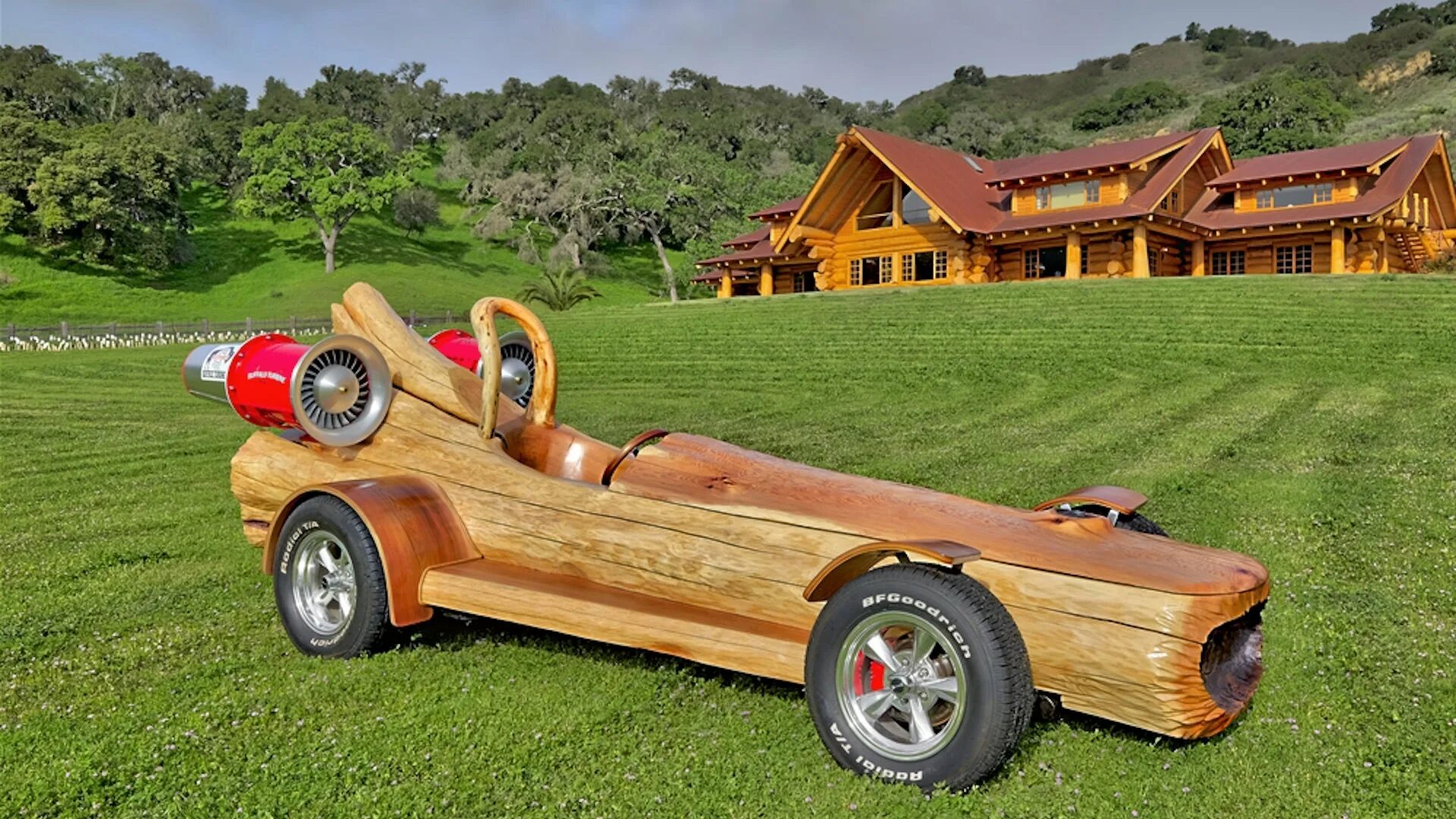 Made car. Автомобиль из дерева. Машина из дерева. Машина из бревна. Деревянная машина настоящая.