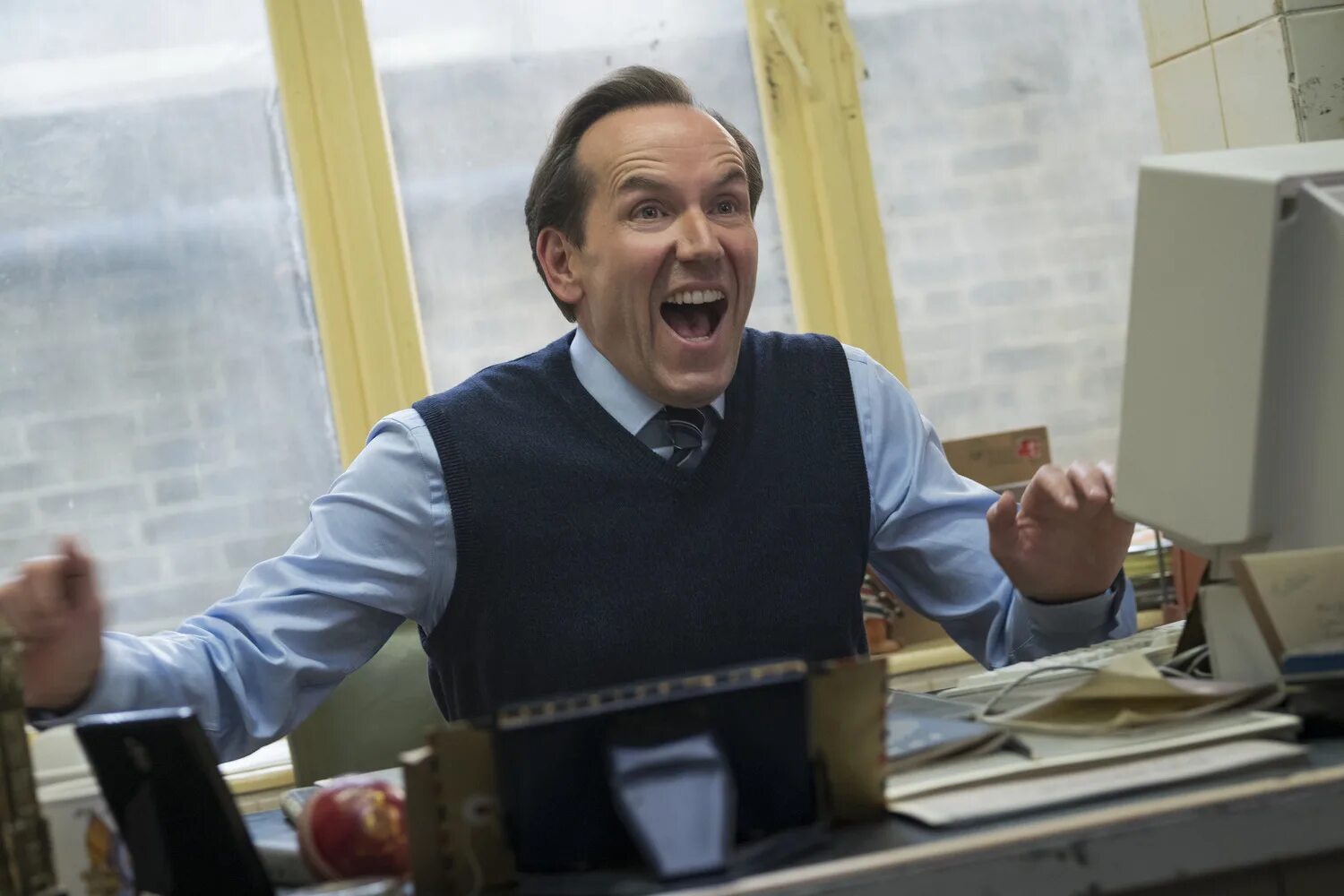 роуэн аткинсон агент джонни инглиш 3. инглиш 3. мэттью бирд агент джонни инглиш. мистер бин агент джонни инглиш.