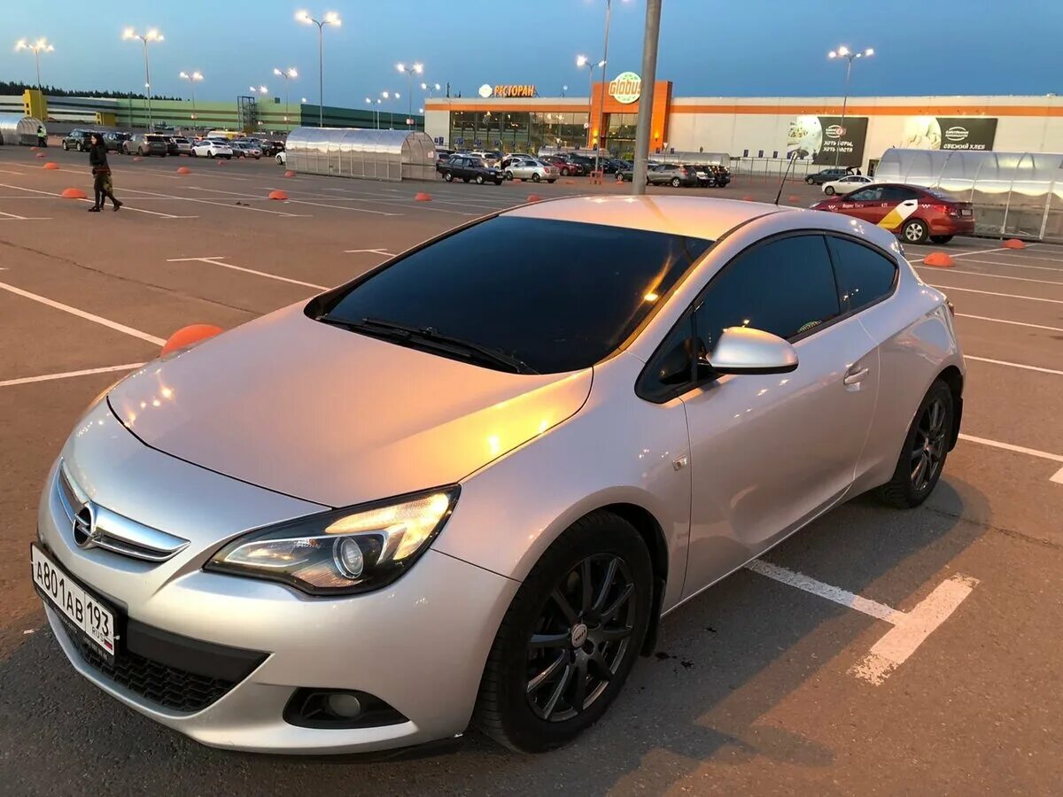 Opel astra j gtc 2012. 8. Opel astra gtc 2014 белый. Astra j gtc 2012. Opel astra gtc 2012 купе.