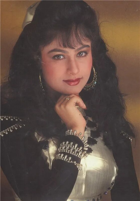 аеша джулка. аеша джулка википедия. аеша джулка. аеша джулка индийская актриса. джулка под.