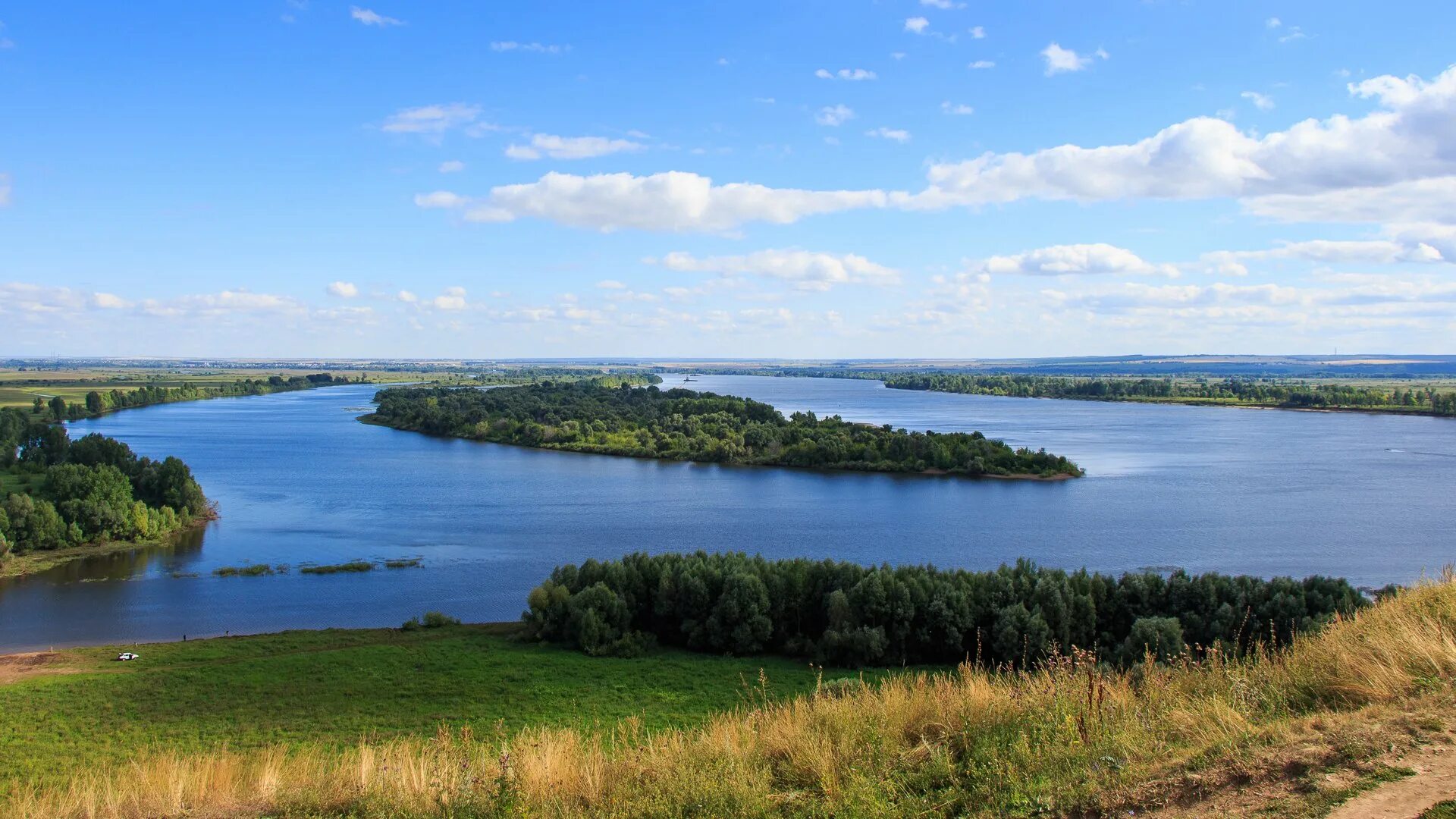 Река волга в татарстане. Кама Пермский край. Ижевск река Кама. Река Кама Пермский край. Елабуга Кама.