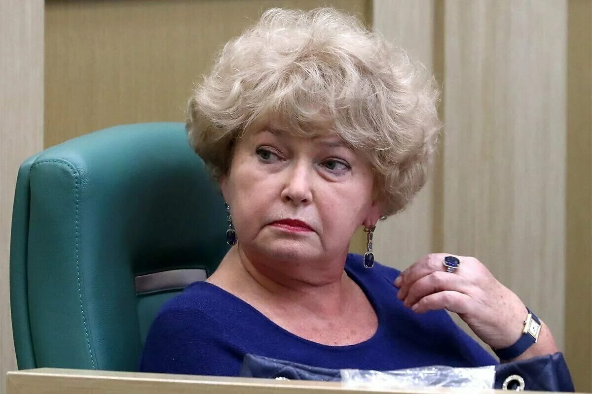 нарусова людмила борисовна. елена нарусова. сенатор людмила нарусова. людмила нарусова. людмила борисовна нарусова 2022.