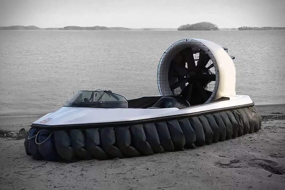 Нептун ховеркрафт 11. СВП аэроджип. СВП ховеркрафт. Griffon Hoverwork 2400td Hovercraft. Передвижения по суше