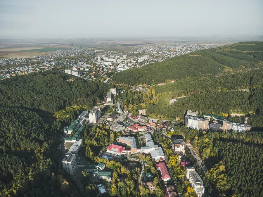 Алтаи санаторий белокуриха (белокуриха). Алтай курорт белокуриха. Белокуриха город отзывы. Курорт белокуриха алтайский край. Город курорт белокуриха.