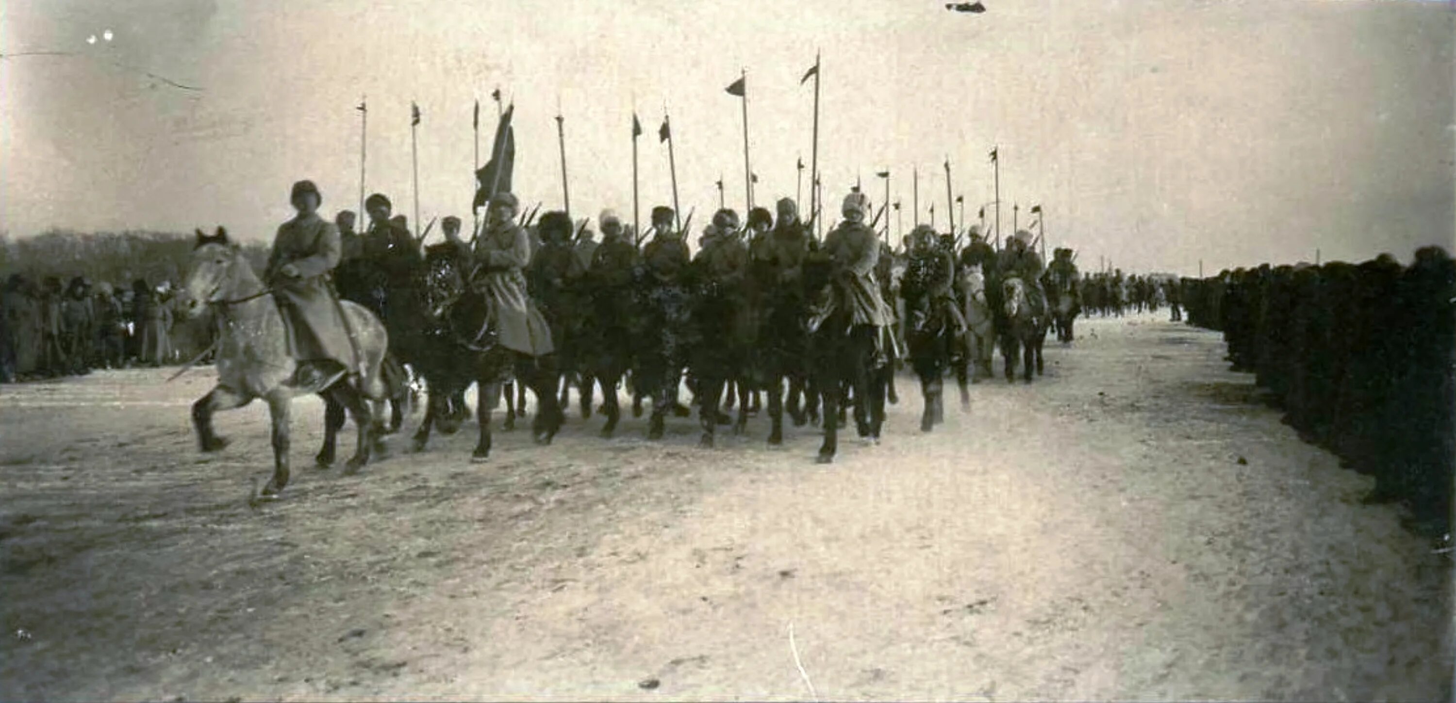 Части красной армии. Красная армия в 1919 г.. Омск 1921г. РККА 1921 год. Красноармеец 1921 года.