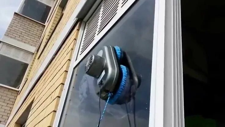 Windows cleaning robot
