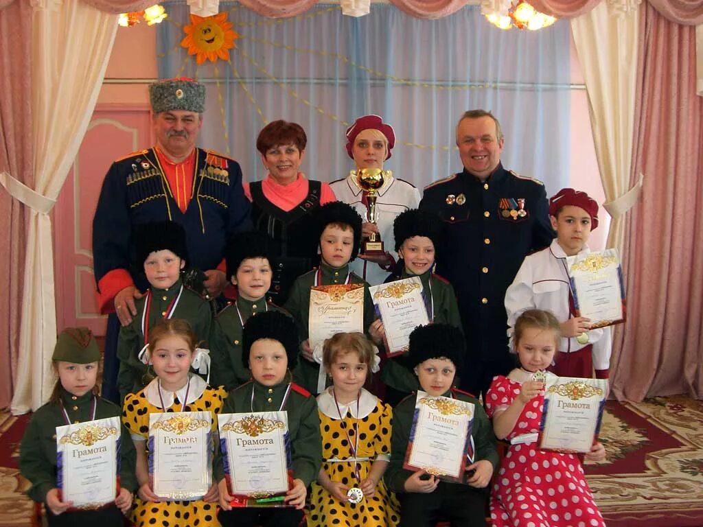 Золотой ключик тамбов. Детский сад золотой ключик с мирное. Золотой ключик мирное. Детский сад номер 3 мирный архангельская область. Детский сад номер 8 мирный архангельская область.