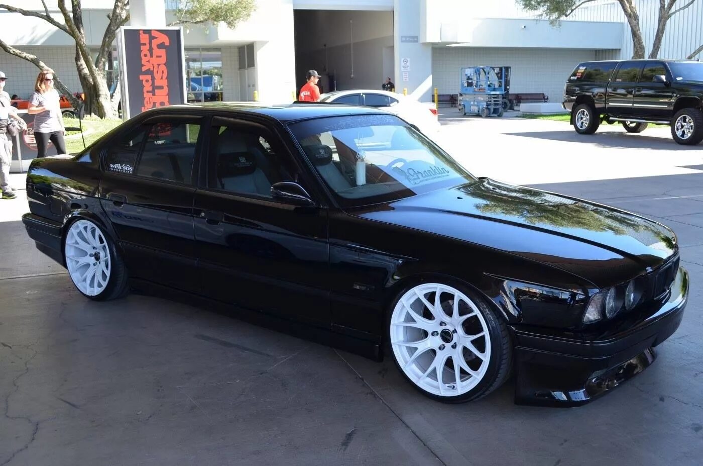 Бмв е34 тюнинг. Bmw 525 e34 tuning. бмв е34 325i. bmw 520 e34 тюнинг. bmw e34 tuned.