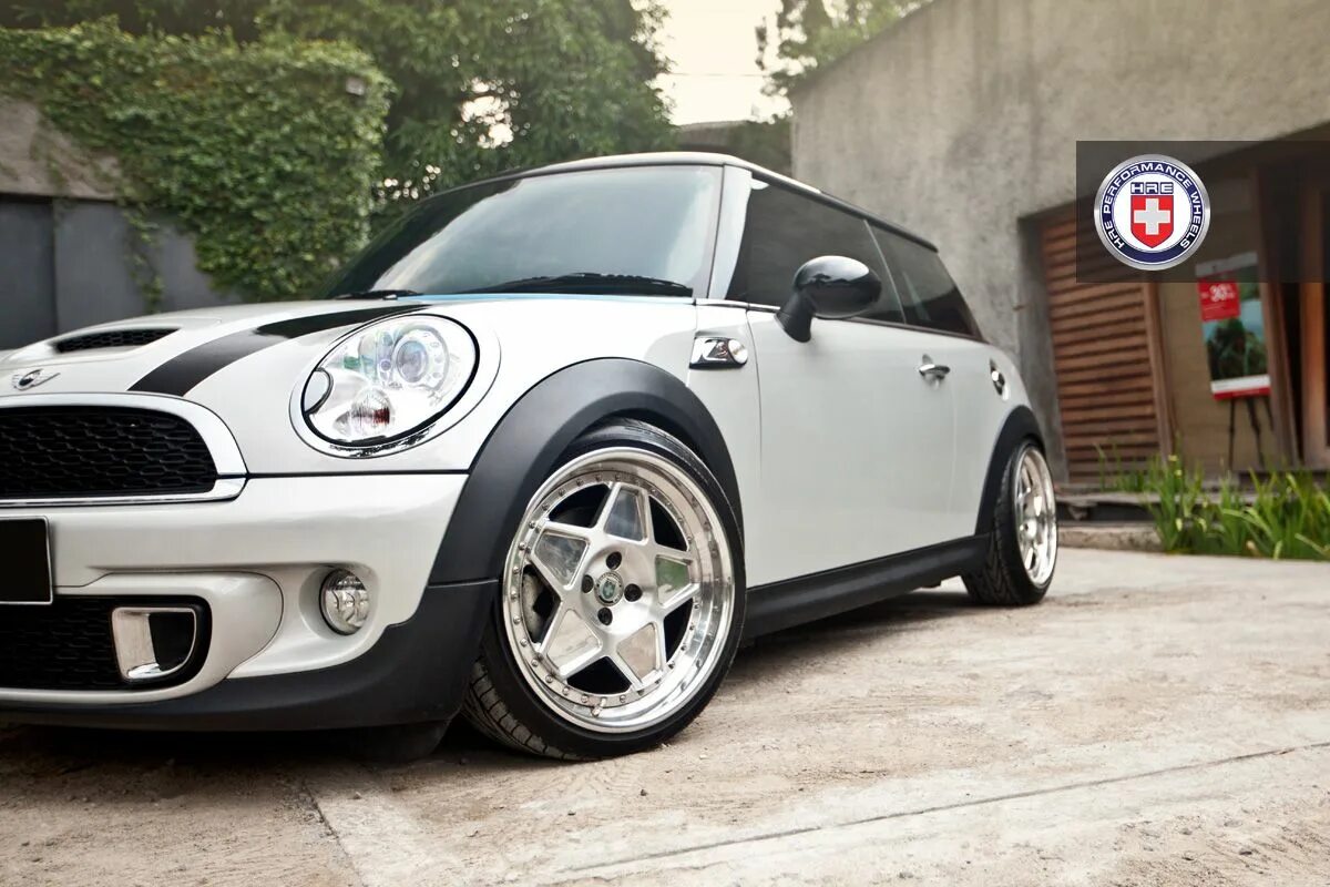 Mini r56. Мини Купер r56. Mini Cooper r56 Wheels. Диски Mini Cooper r56.