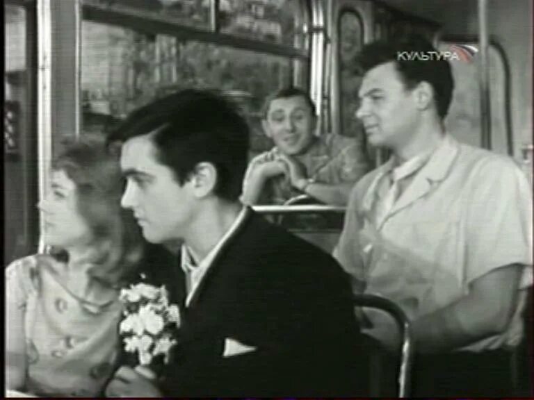 Троллейбус 1963. Первый троллейбус фильм 1963 демьяненко. первый троллейбус демьяненко. первый троллейбус фильм 1963 актёры. валерий сомов актер.