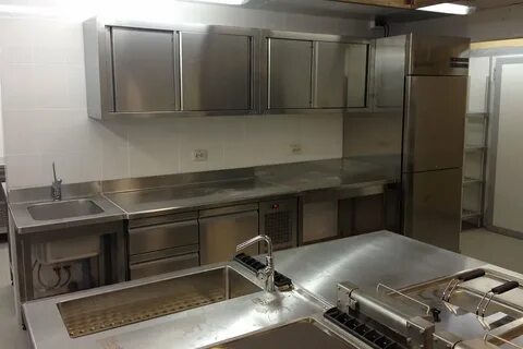 Мебель из нержавеющей стали