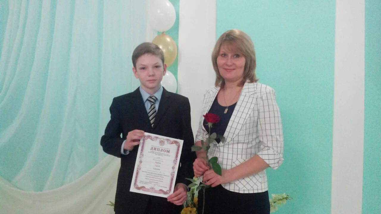 Веселые старты 1 класс. Лузинская школа номер 1. Лузинская сош 1 расписание уроков. Лузино школа 2. Педагоги зыковской школы средней.