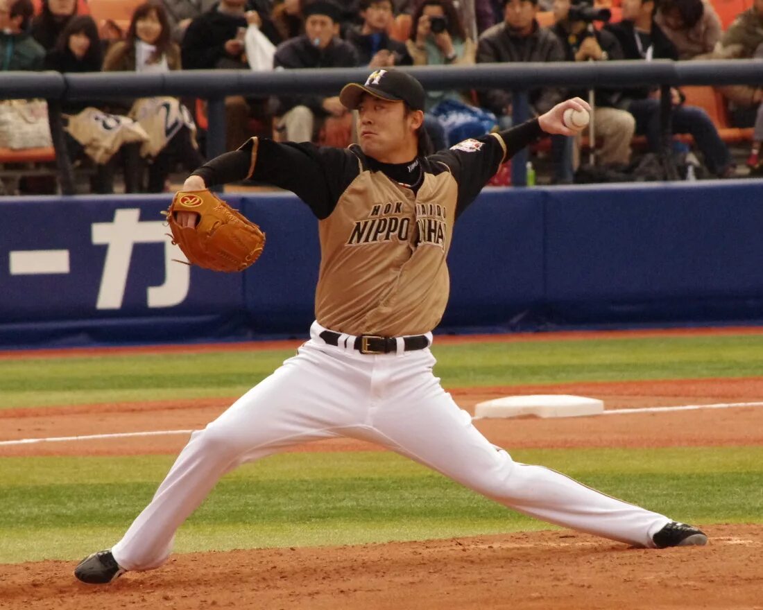 Бейсбол япония. Японские бейсболисты. Японский Бейсбол. Бейсбол в Японии. Лучший японский бейсболистсболист.