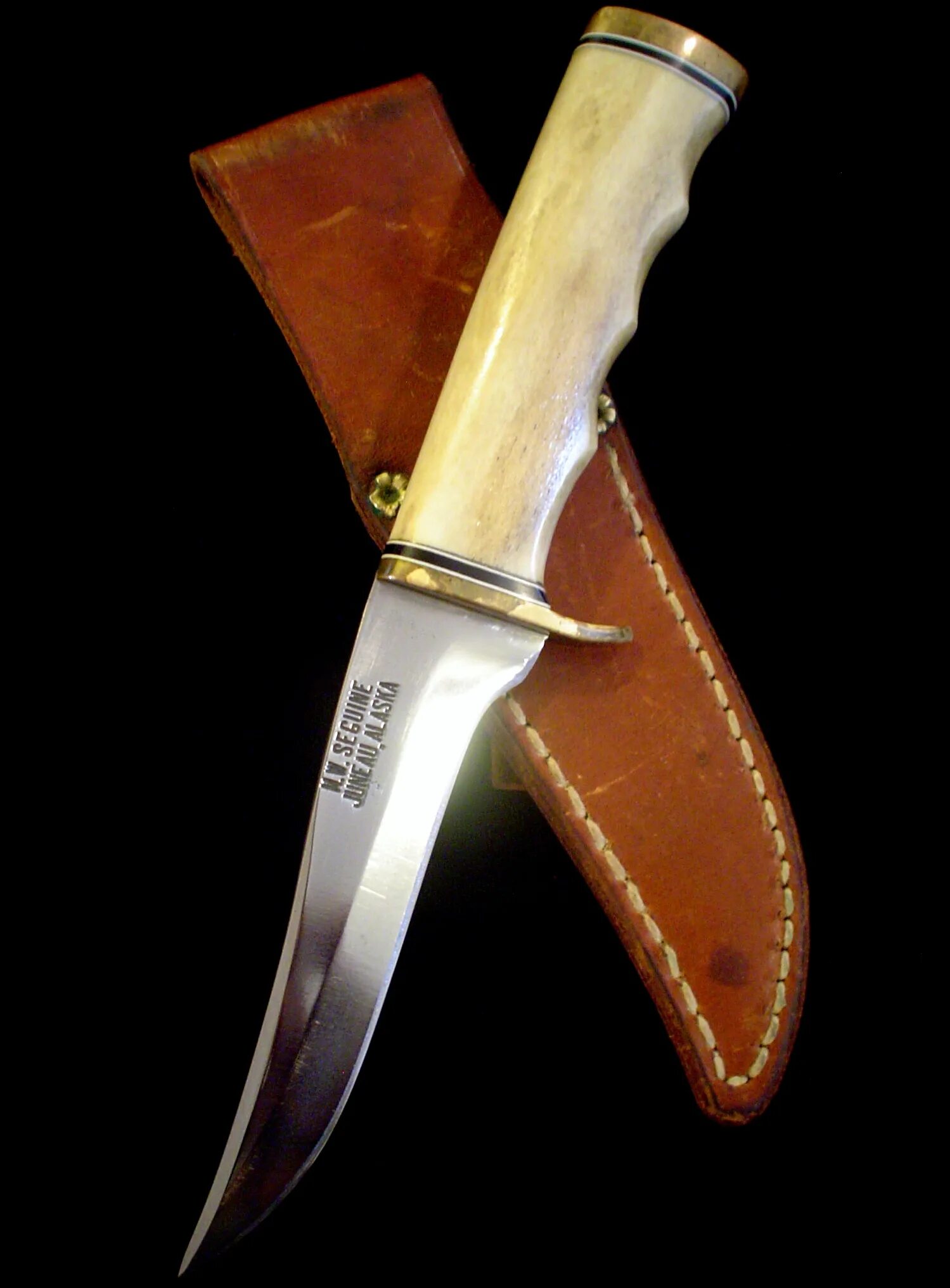 Ножи купить в беларуси. Охотничий нож Western Hunting Knife in Sheath. Нож охотничий 1767. Ножи Аляски охотничьи. Охотничий нож вестерн 701г.