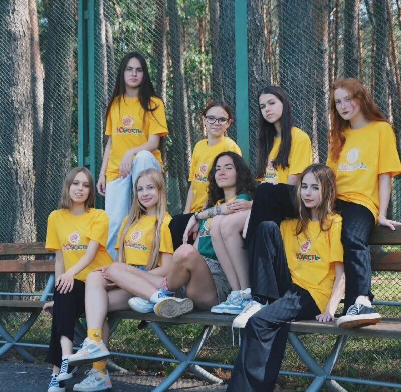 Лагерь орленок вожатые. Зп вожатых. Устроиться на работу вожатым в лагерь. Зарплата вожатых в лагере. Сколько зарабатывают вожатые.