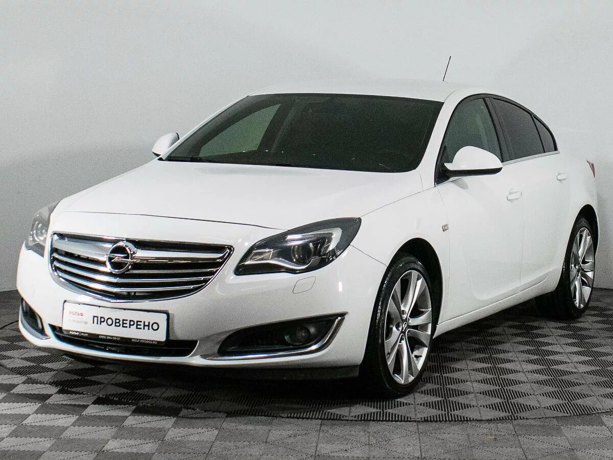 Opel Insignia 2014. Opel Insignia белая. Opel Insignia 2014 Рестайлинг. Opel Insignia 2014 седан. Купить опель инсигния с пробегом