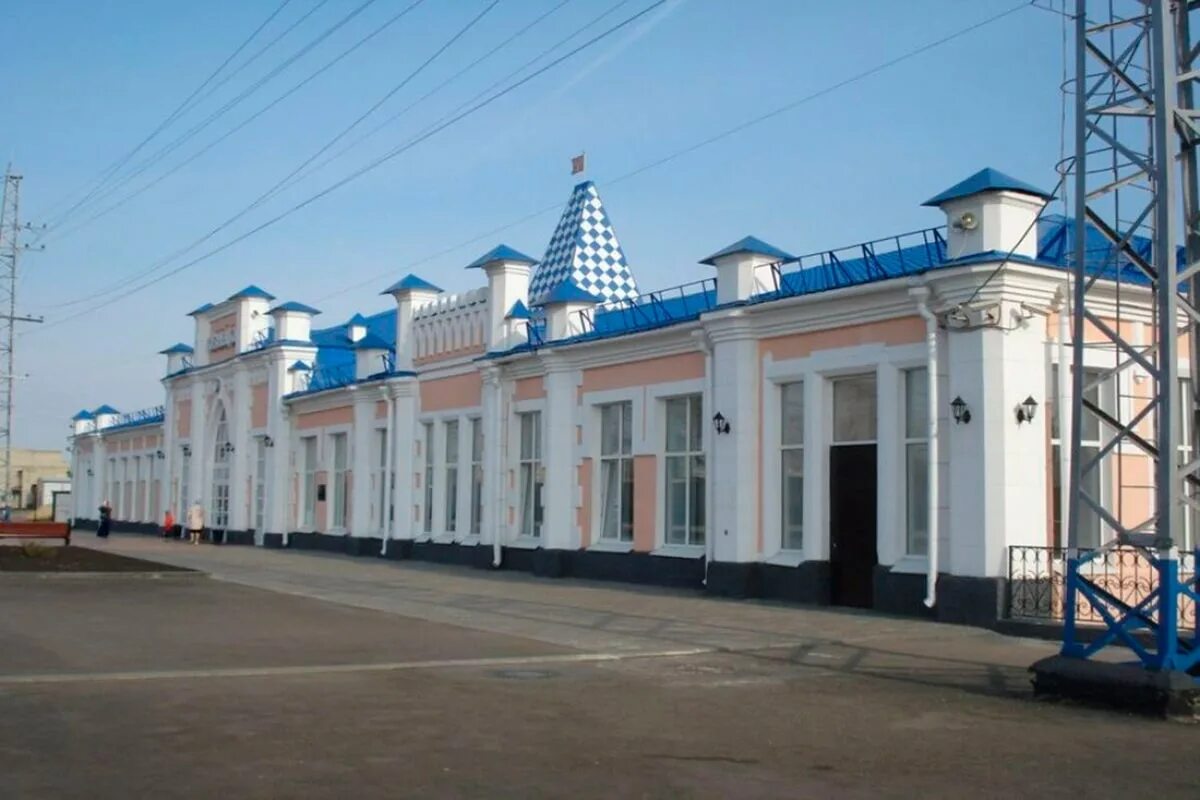 Время в кузнецке. Погода на завтра в кузнецке пензенской области. Кузнецк магазины. Жд вокзал кузнецк пензенская область. Погода в кузнецке.