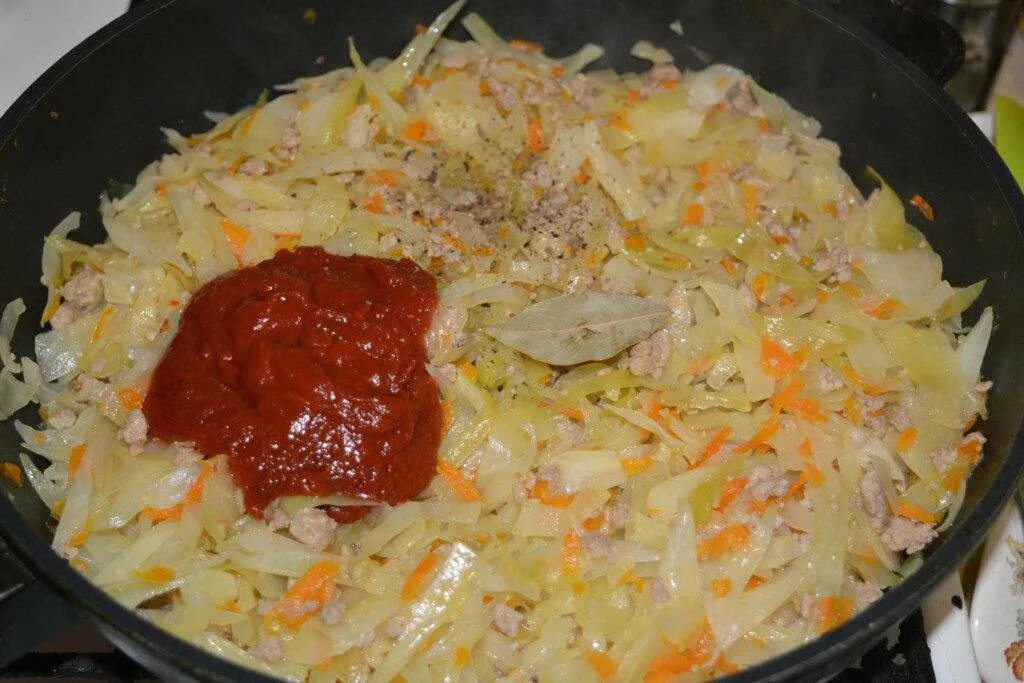 Как потушить вкусно капусту свежую