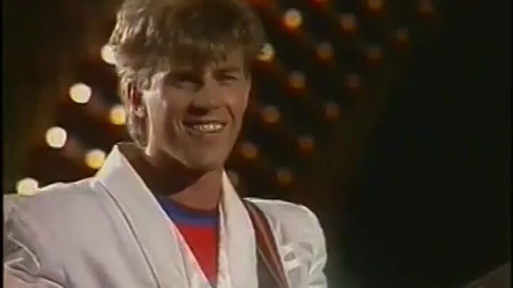 Глызин драмы больше нет песня. Алексей глызин 1986. глызин молодой 1986. 1986 алексей глызин город. алексей глызин веселые ребята.