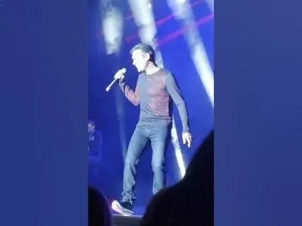 Долина на концерте шатунова
