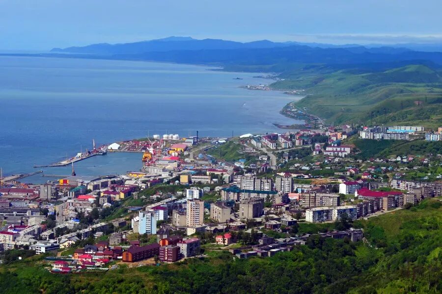 Город холмск где. Остров сахалин город холмск. Остров сахалин город холмск. Холмск маяк. Город холмск где.