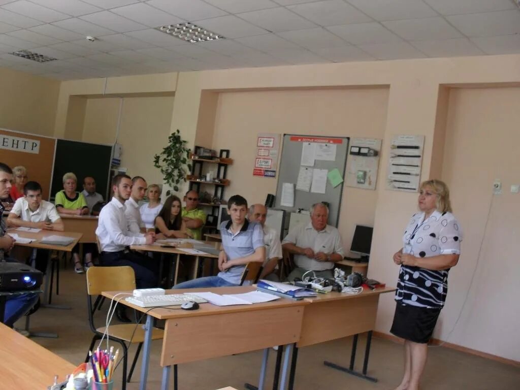 Политехнический техникум специальности после 9. Саратовский политехнический колледж Саратов. 41 Колледж Саратов. Саратовский политехнический колледж Саратов проспект Строителей. Политехнический колледж Саратов профессии.