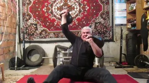Жим гири на полу