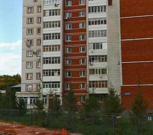 Казань, улица Петербургская дом 62. многоквартирный дом