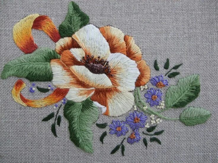 Техника вышивки цветов. Триш Бурр вышивка. Триш Бурр вышивка гладью. Триш Бурр бабочка. Триш Бурр Ботаническая вышивка.