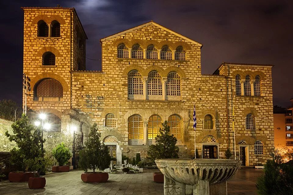 церковь святой варвары в паралимни кипр. базилика святого димитрия – салоники, греция. дмитрия в салониках. храм димитрия солунского в салониках. храм димитрия солунского в салониках.