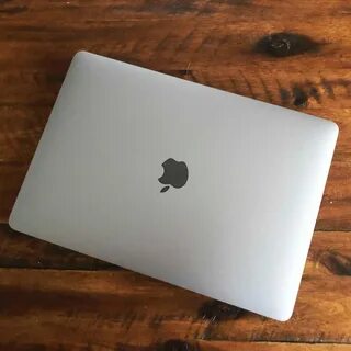 Macbook m3 8 512