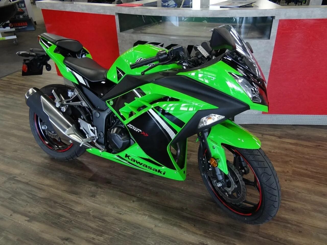 Kawasaki ninja 300 red. Мотоцикл кавасаки ninja 300. Мотоцикл кавасаки ninja 300. Мотоцикл kawasaki ninja 300. Мотоцикл кавасаки 300.