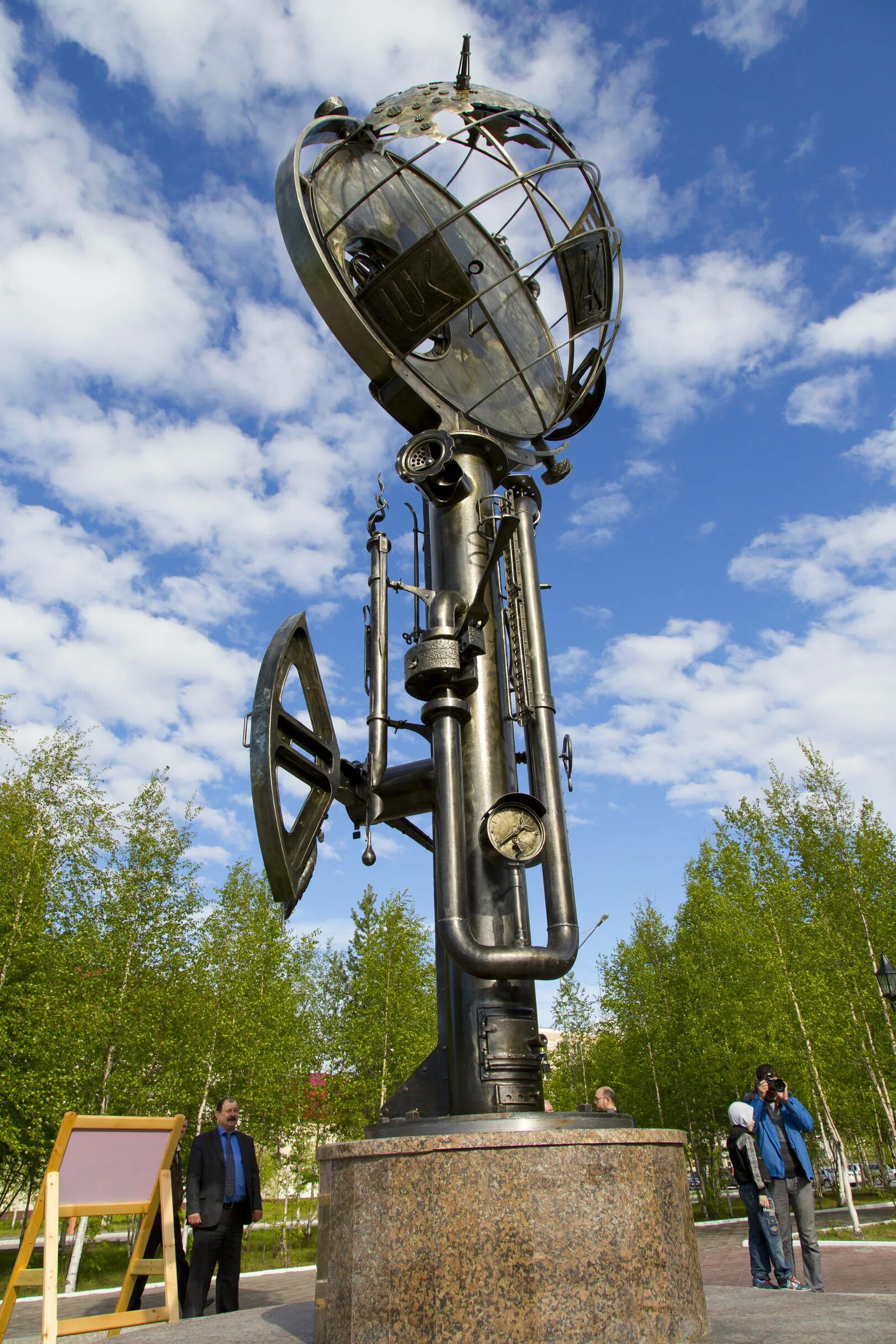 когалым хмао. город когалым ханты-мансийский автономный округ. когалым 2022. сколько время в когалыме. памятники когалыма.