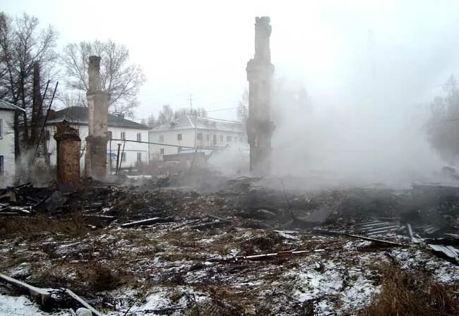 Погода в г александрове. Пожар в городе Струнино Владимирской. Струнино пожар. Струнино пожар школа. Взрыв в Струнино.