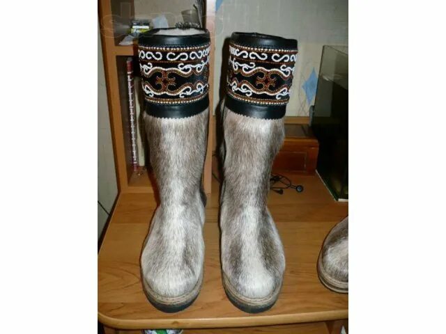 Женские унты из оленя в улан удэ. Унты бурятские женские. Унты сибирь 2. Магазин след унты улан-удэ. Фабрика унтов тайга улан-удэ.