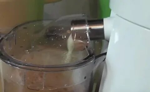 Как сделать сок из яблок в соковыжималке