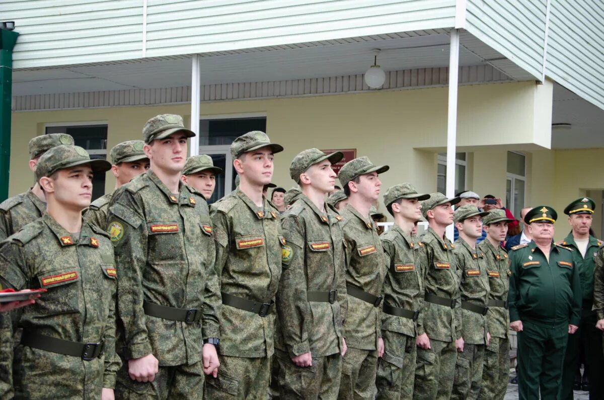 Нужно ли в армию после военной кафедры. СОГУ Военная Кафедра. Военный учебный центр СОГУ Владикавказ. Военная Кафедра УПИ 2006. СОГУ Военная Кафедра Владикавказ.