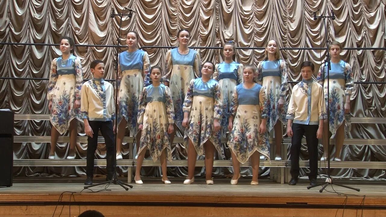 Хор преображение дк им кирова пермь. Хор преображение. Хор преображение оренбург. Хор преображение. Михаил славкин песня рождественская звезда хор преображения.