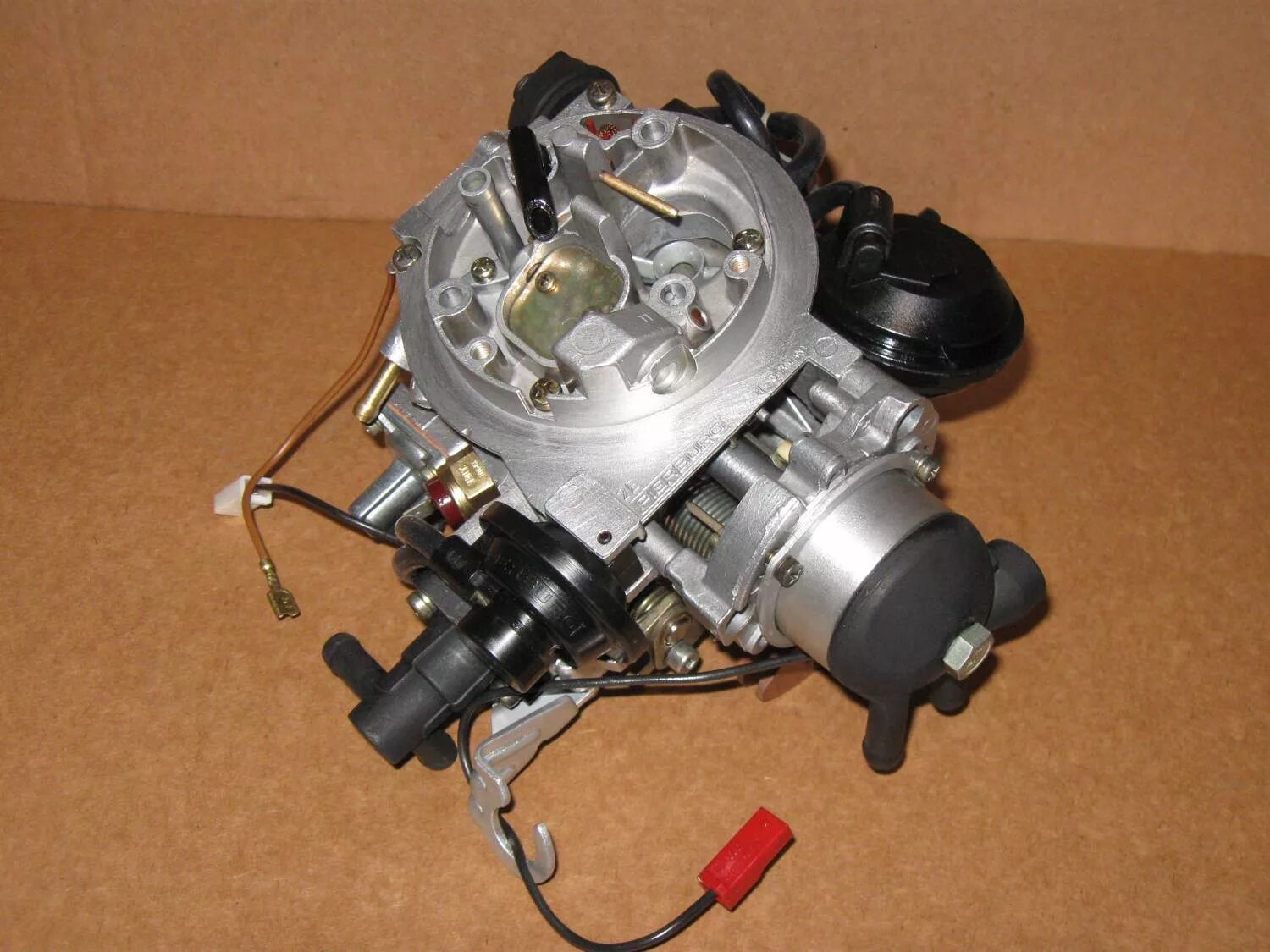 карбюратор пьербург 2е2. карбюратор пирбург2е2 вакуумные трубки. карбюратор pierburg. вакуумная система пирбург 2е. карбюратор питсбург 2ее.